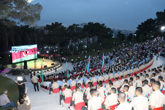Xətai rayonunda 15 iyun - Milli Qurtuluş Günü münasibətilə konsert proqramı təşkil olunub