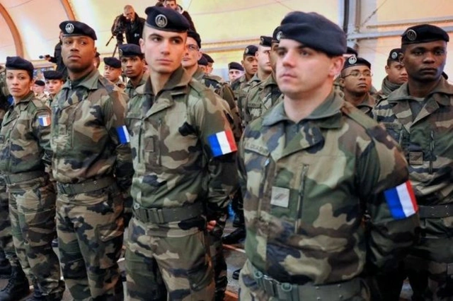 СМИ: Франция значительно сократит свой контингент в Центральной и Западной Африке