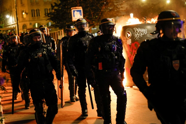 Франция готовится к беспорядкам из-за выборов в парламент