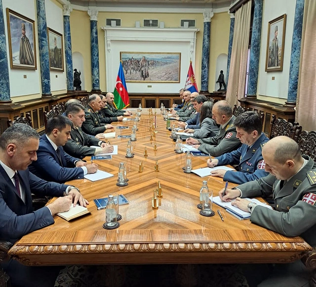 Начался официальный визит начальника Генштаба ВС Азербайджана в Сербию