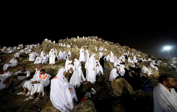 СМИ: 600 паломников из Египта умерли в Саудовской Аравии во время хаджа