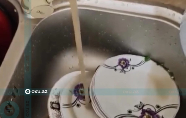 Почему в дома в Гусарском районе поступает грязная вода?