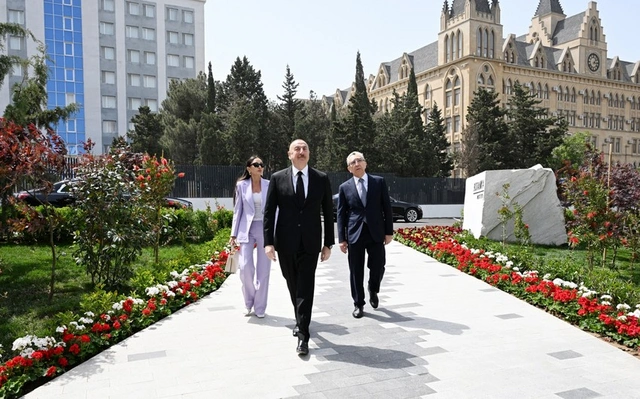İlham Əliyev və Mehriban Əliyeva Bakıda Botanika İnstitutunun yeni binasının açılışında