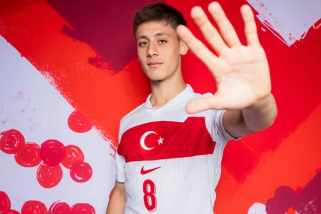 Почему Арда Гюлер не участвовал в тренировках сборной Турции?