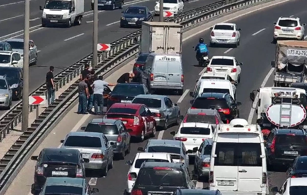 Bakının yüksəksürətli yolu piyadalara ölüm təhlükəsi saçır