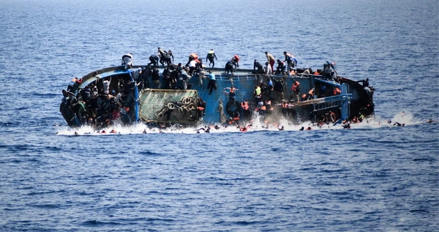 У берегов Италии при крушении лодки с мигрантами погибли 34 человека