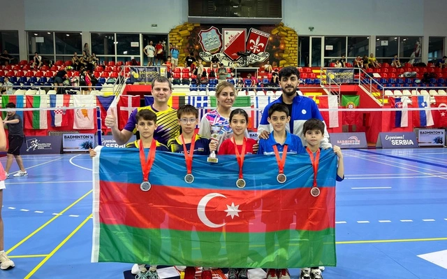 Азербайджанские бадминтонисты завоевали 4 медали на международных соревнованиях в Сербии