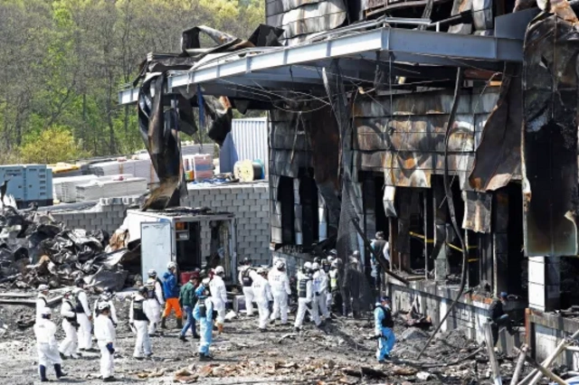 В Южной Корее произошел пожар на заводе: есть погибшие