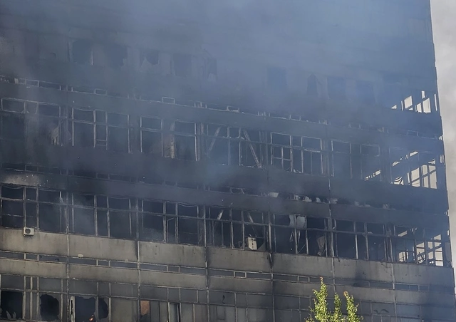 Пожар в административном здании в подмосковном Фрязино потушили