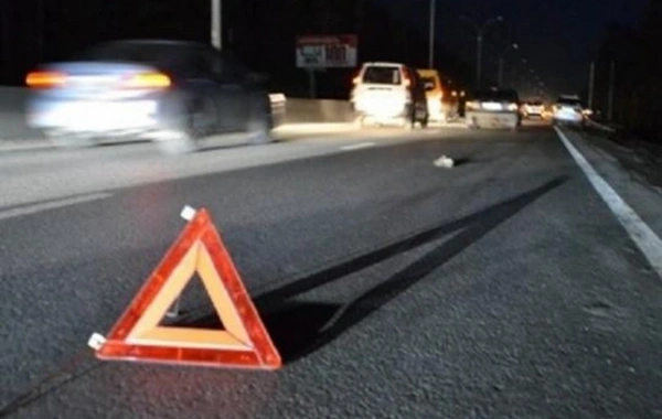 Heyvan bazarına gedən yolda qəza: Zərərçəkənin oğlu atasını vurub qaçan sürücünü axtarır