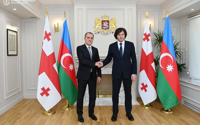 Джейхун Байрамов обсудил с премьером Грузии перспективы партнерства в рамках COP29