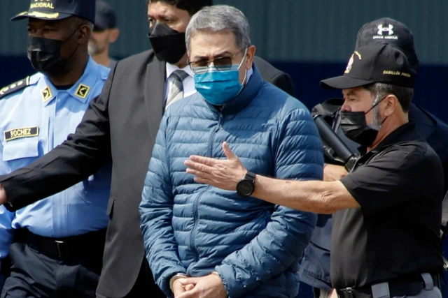 Экс-президента Гондураса приговорили к 45 годам тюрьмы