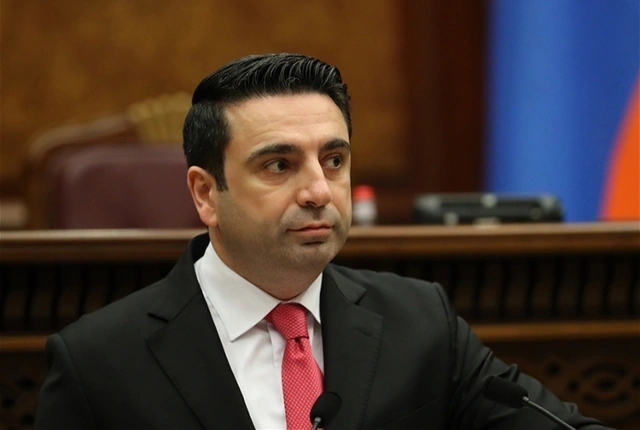 Alen Simonyan: "Qonşularımıza qarşı heç bir ərazi iddiamız yoxdur"