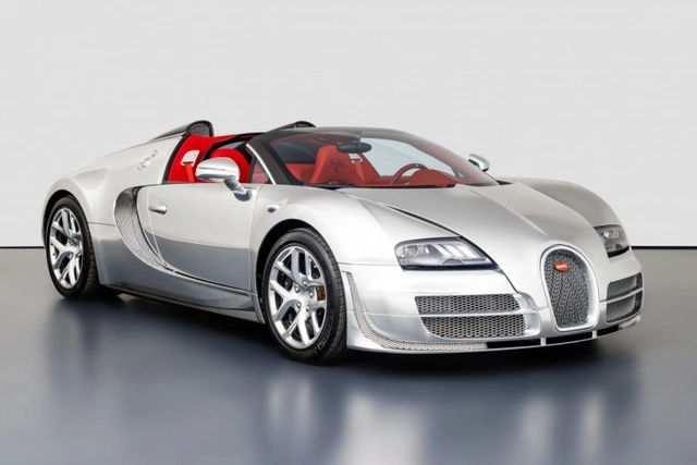 На продажу выставлен самый дорогой в истории Bugatti Veyron