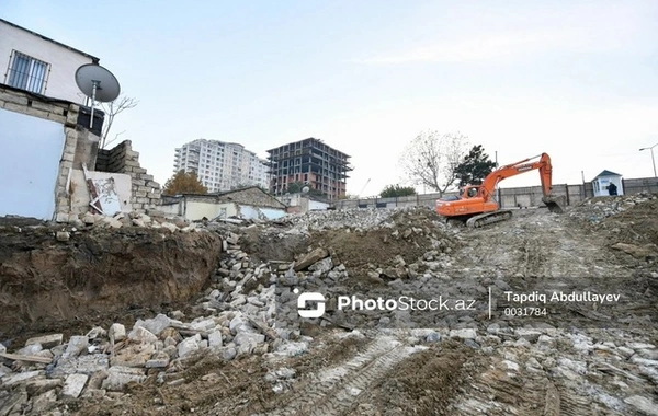 DİQQƏT: Bakının mərkəzində yeni park salınır - Bəzi evlər SÖKÜLÜR