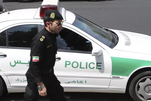 СМИ: В Иране при нападении на машину с избирательными урнами погибли два человека