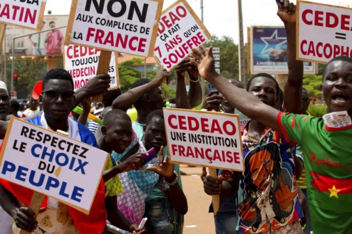 Fransanın Burkina-Fasodan qisas almaq planı
