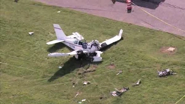 СМИ: Во Франции из-за крушения самолета погибли три человека