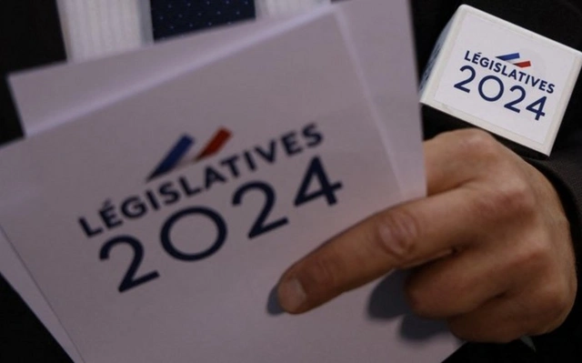 Более 180 кандидатов снялись с выборов во Франции
