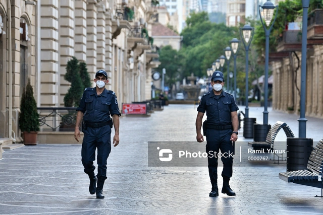 Азербайджанская полиция отмечает 106-летие