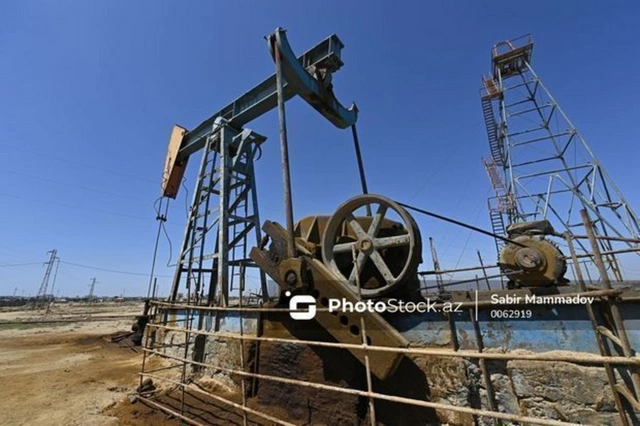 Цена нефти Brent превысила 87 долларов за баррель впервые с 30 апреля