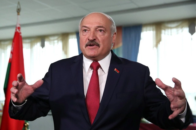 Lukaşenko: "Dünya qlobal fəlakətin astanasındadır"
