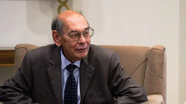 В Алжире скончался посол России