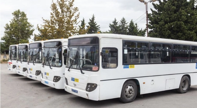 Обещанного пять лет ждут: сколько в Баку осталось автобусов, работающих по наличной оплате?