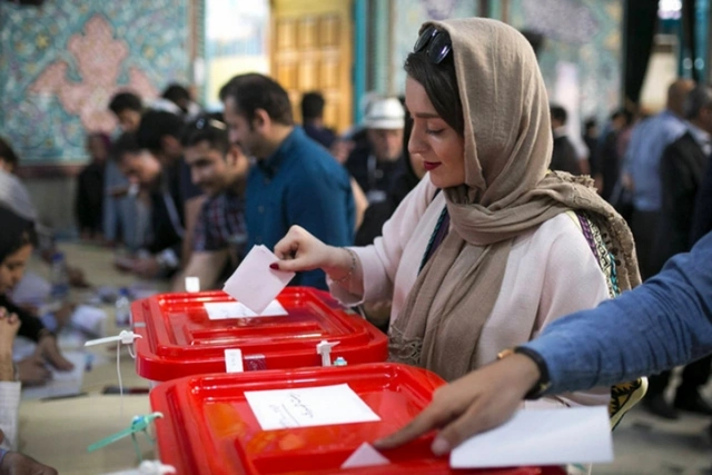 В Иране завершился второй тур внеочередных президентских выборов