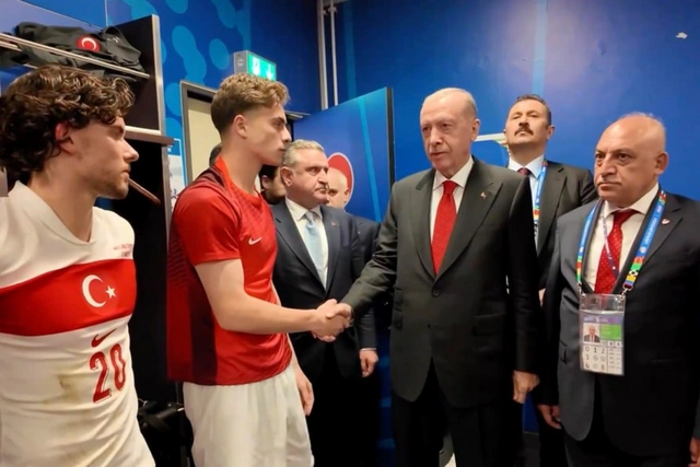 Президент Турции Эрдоган обратился к главному тренеру сборной после вылета с Евро-2024