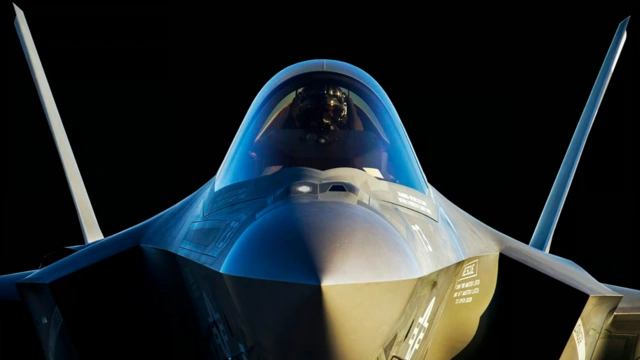 "F-35" pilotlarını öz əsirinə çevirən, fantastik qiymətə dəbilqə hazırlandı