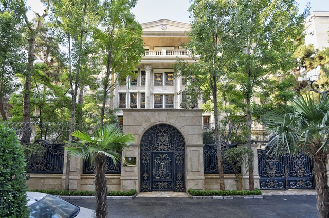 Посольство Азербайджана в Иране возобновило свою деятельность