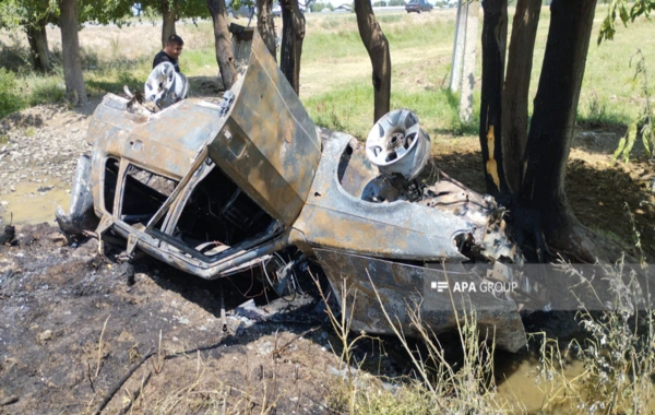 В Агдамском районе перевернулся и сгорел автомобиль: есть пострадавший