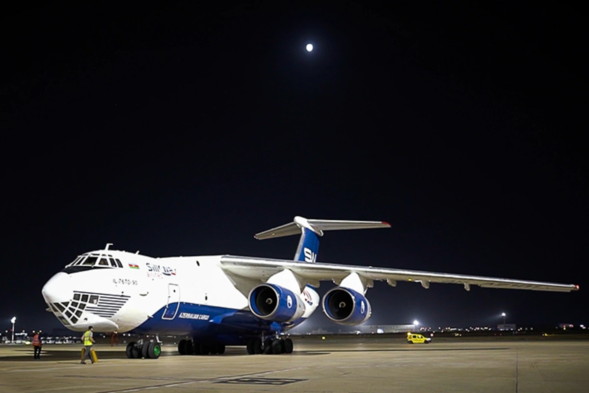 "Silk Way Airlines" ağ balinaların yeni məkana köçürülməsi missiyasını uğurla tamamladı