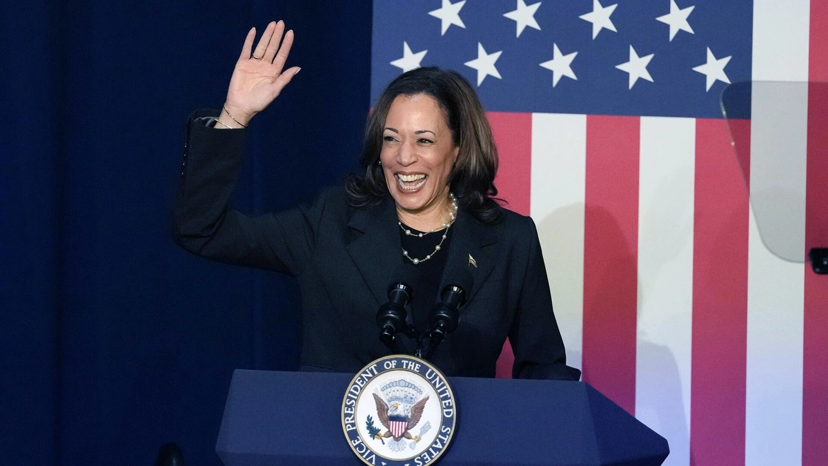 Kamala Harris ilkin sorğuda Trampı qabaqladı