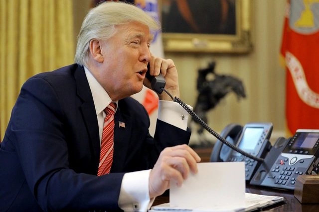 Трамп рассказал о телефонных переговорах с Зеленским