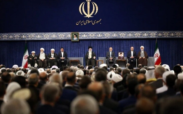 Хаменеи утвердил Пезешкиана новым президентом Ирана