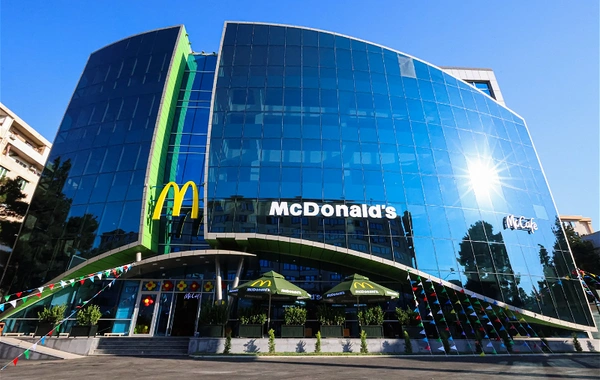 Bakıxanov qəsəbəsində "McDonald`s"ın yeni restoranı açılıb