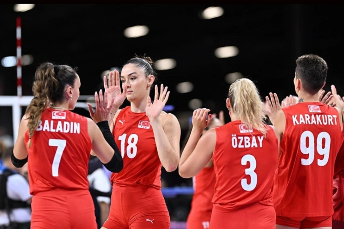 Paris-2024: Türkiyənin qadınlardan ibarət voleybol millisi yarımfinal mərhələsinə yüksəlib