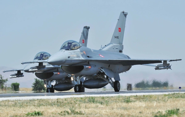 Türkiyə ABŞ-dən "F-16" qırıcıları aldı: NATO müttəfiqləri arasında hərbi əməkdaşlıq güclənir