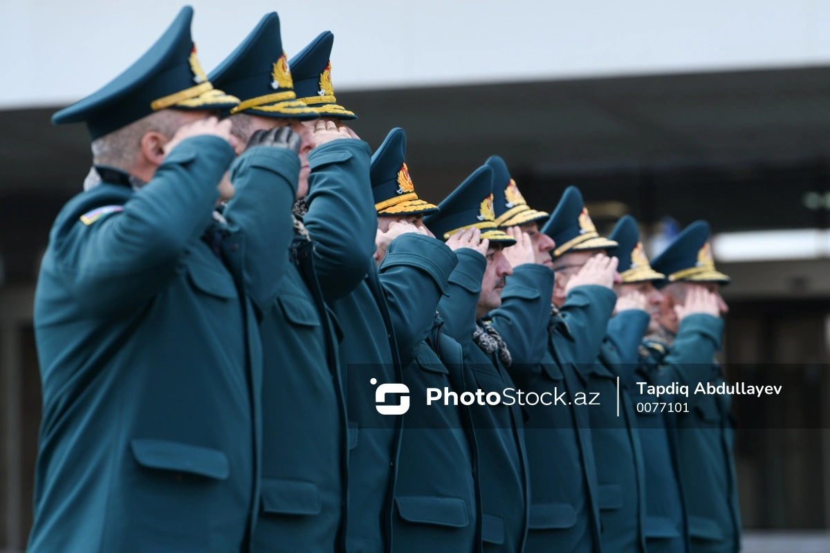 Президент присвоил высшее воинское звание "генерал-майор" военнослужащим ГПС