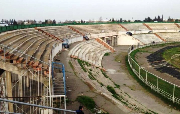 15 milyon manat ayrılan Gəncə şəhər stadionunda təmir işləri niyə dayanıb?