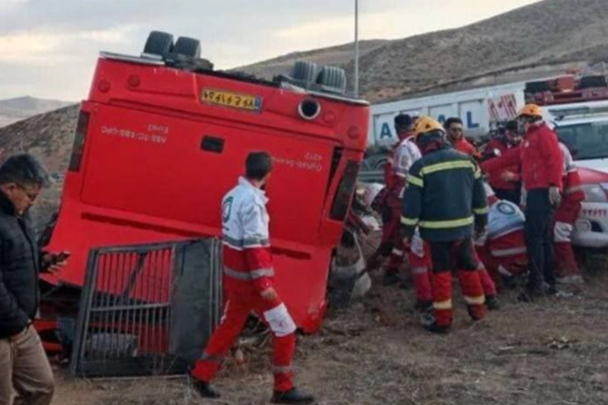 İranda avtobus qəzasında ölənlərin sayı artıb