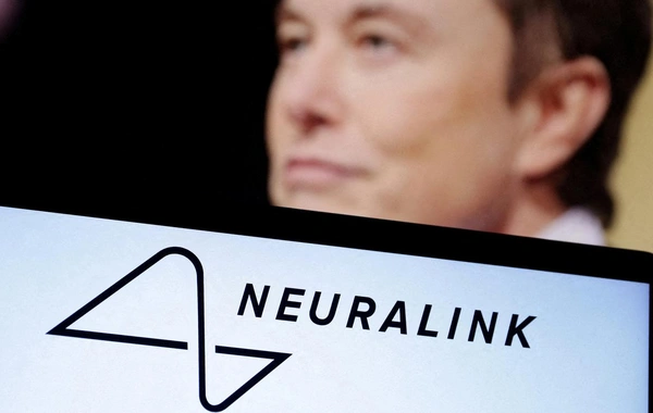 Маск спрогнозировал использование имплантов Neuralink миллионами людей через 10 лет