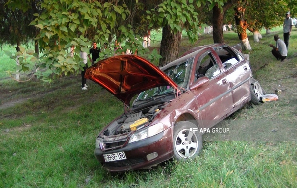 В Загатале в результате столкновения двух автомобилей погибли супруги