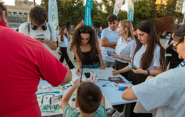 COP29 Məlumat Mərkəzində "Ekoloji təmiz həyat tərzinə keçid" adlı tədbir təşkil edilib