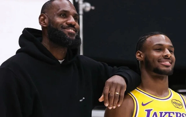 Lebron Ceyms oğluna ona "ata" deməyi qadağan edib