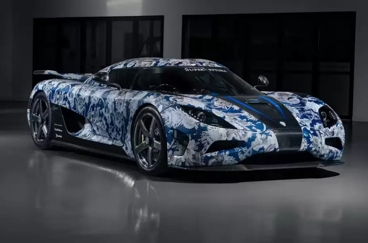 "Koenigsegg Agera" üçün bir milyon dollardan çox dəyəri olan unikal plyonka yaradılıb