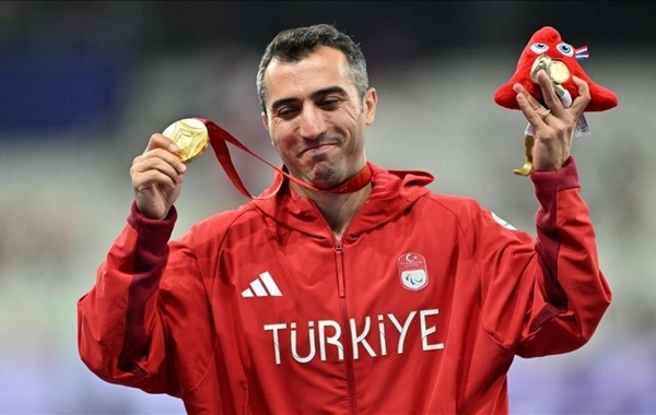 Türkiyəli paraatletin medalı əlindən alındı - SƏBƏB