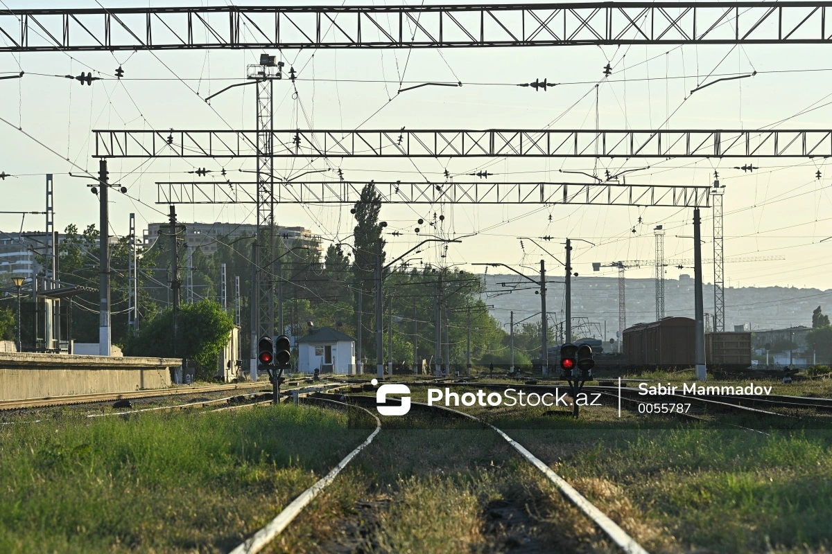 Dəmiryol nəqliyyatı ilə yüklərin daşınması qaydaları təsdiq edildi